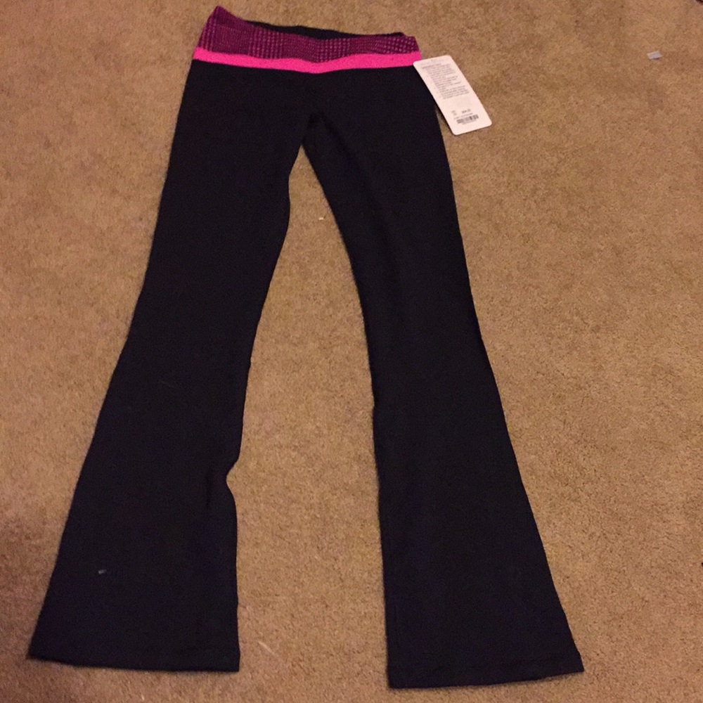 Black Ivivva Yoga Pants